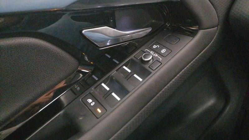 Land Rover RR Evoque L538 Range Rover Evoque (2018) *