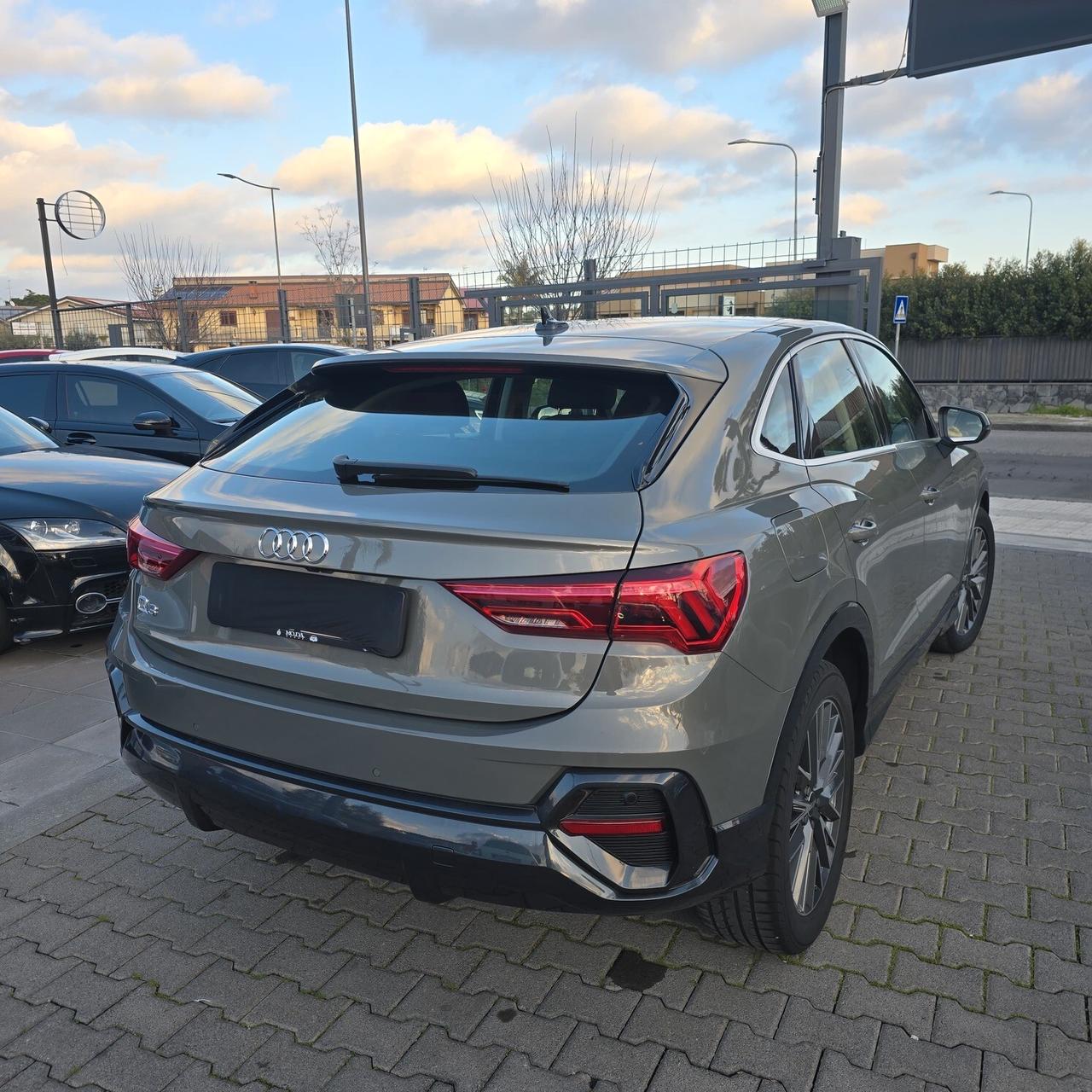 Audi Q3 SPB 35 TDI S tronic S line edition