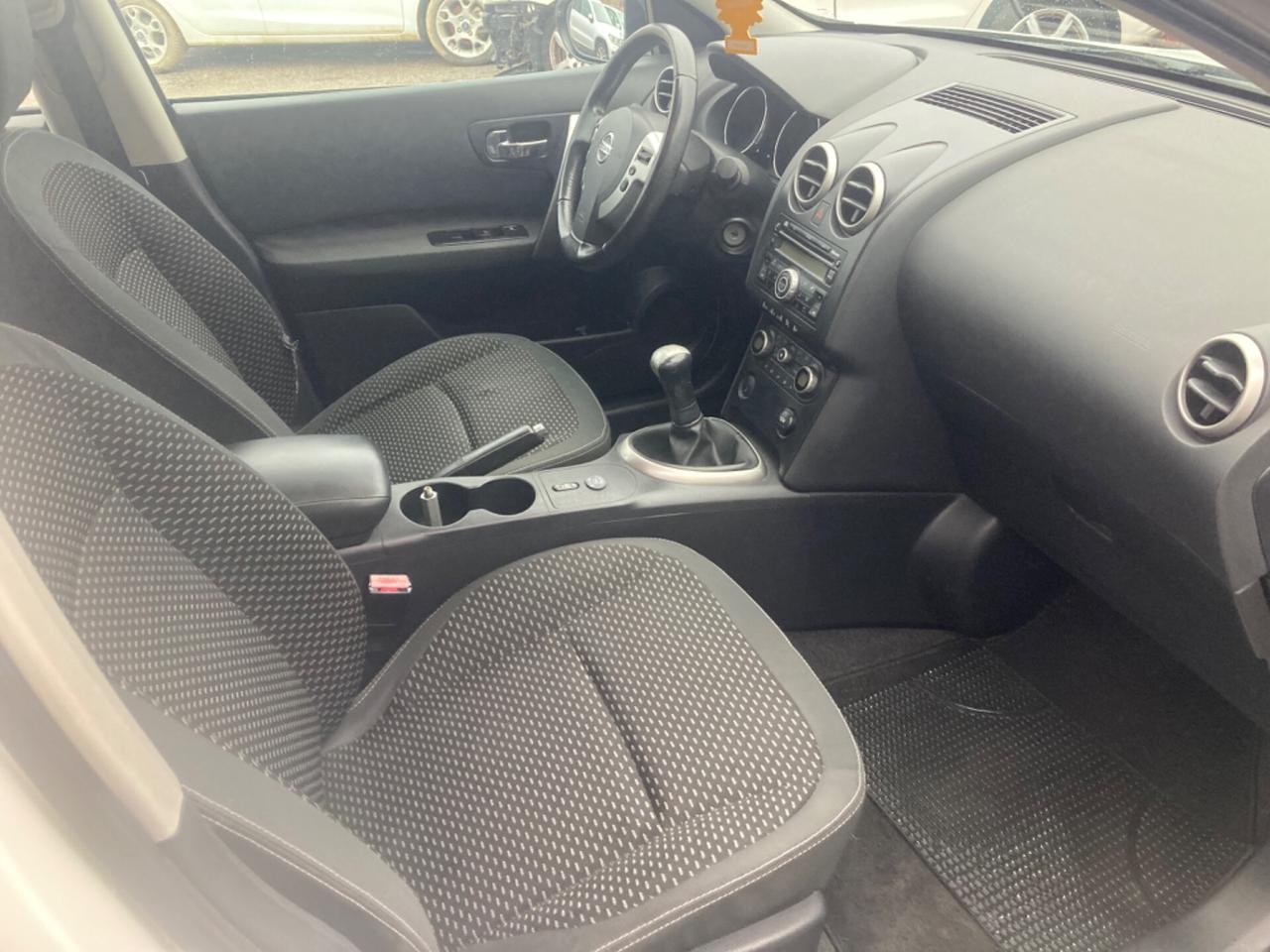 NISSAN QASHQAI 1.6 BENZINA/GPL (DA VETRINA)