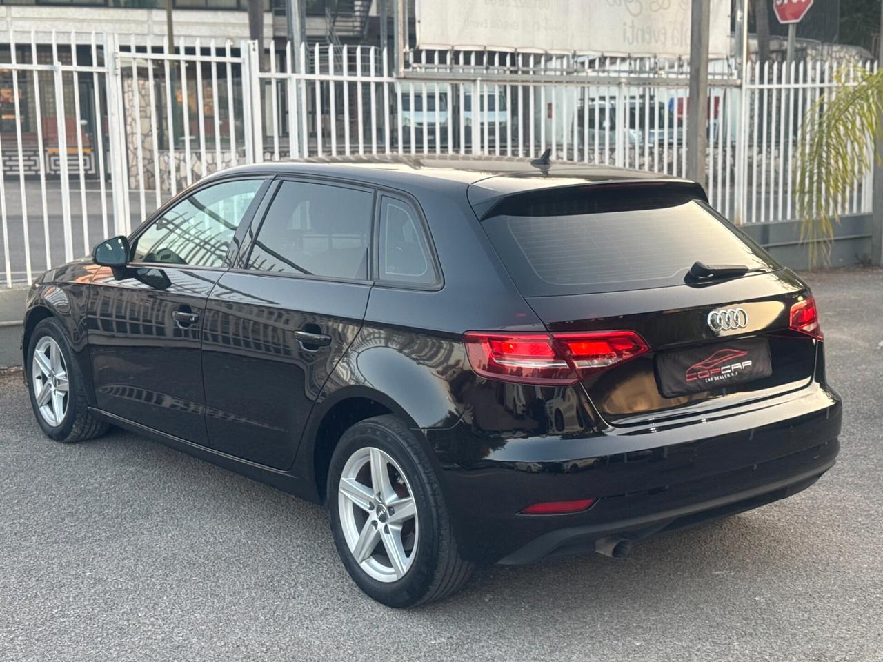 Audi A3 Sportback 1.6 TDI 110CV Sport LED NAV