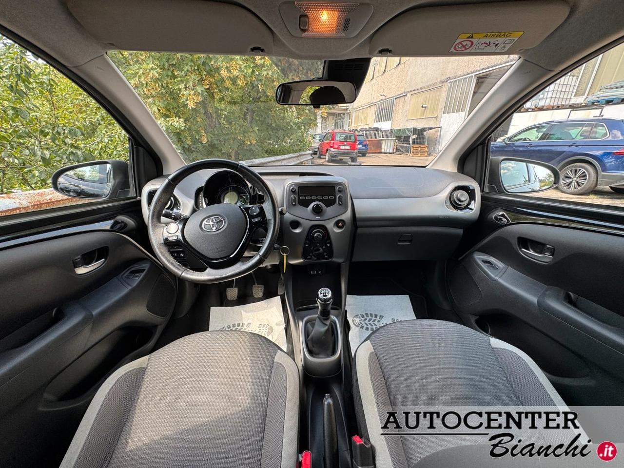 Toyota Aygo 5 Porte Aygo 5p 1.0 x-play 72cv