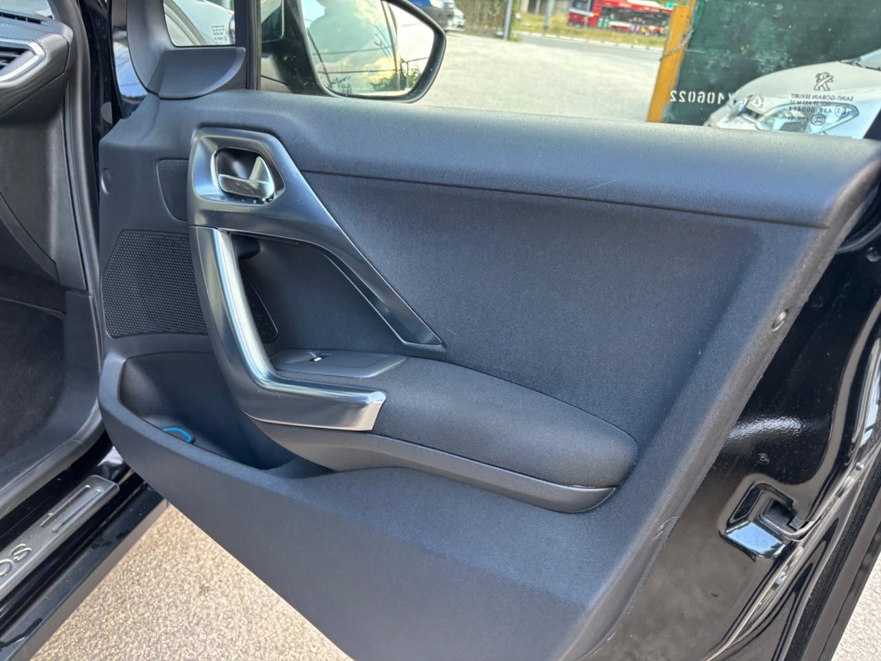 Peugeot 2008 1.6 hdi OK NEOPATENTATI