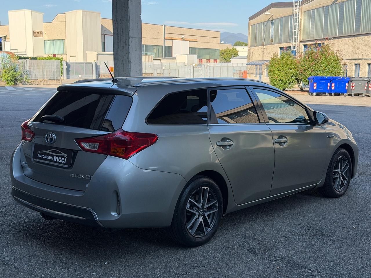 Toyota Auris Touring Sports 1.8 Hybrid Lounge