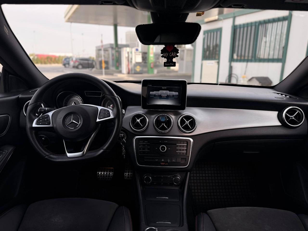 Mercedes-benz CLA 200 d S.W. Automatic Premium