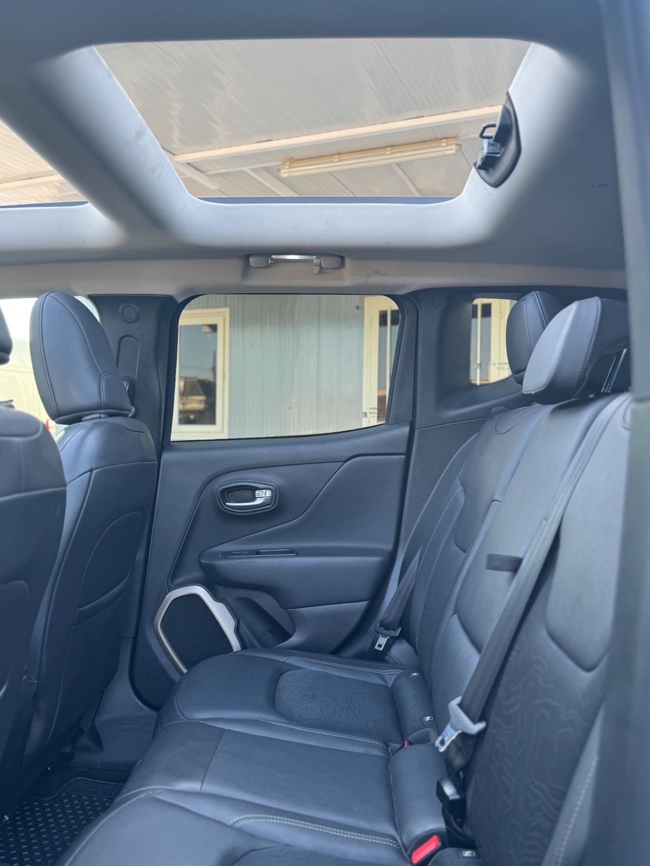 Jeep Renegade 2.0 Mjt 170CV 4WD Active Drive Low Trailhawk