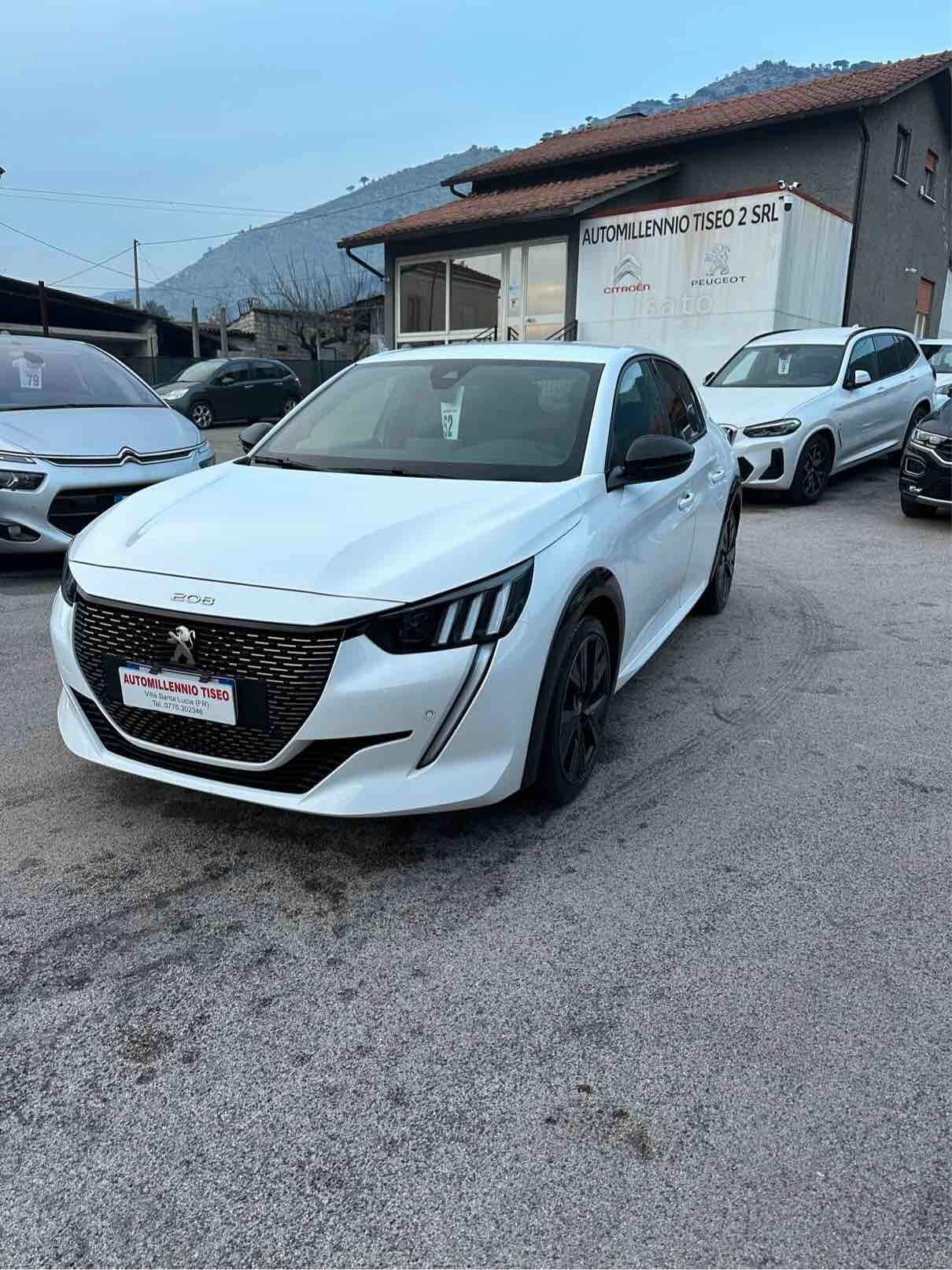 Peugeot 208 BlueHdi cv 100 GT