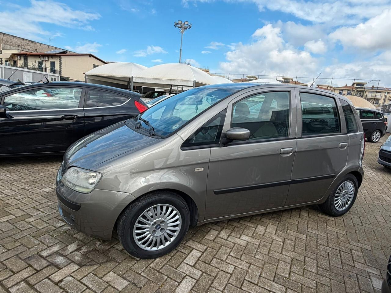 Fiat Idea 1.3 Multijet 16V 70 CV BlackEnergy