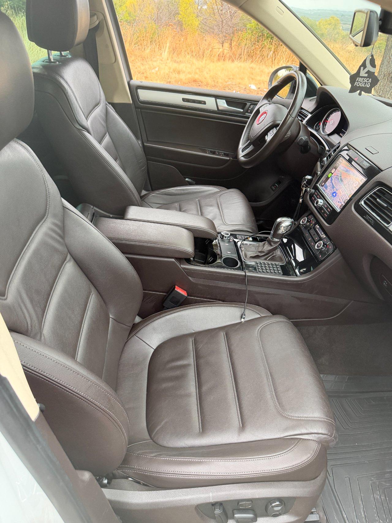 Volkswagen Touareg 3.0 V6 tdi Executive 245cv tiptronic