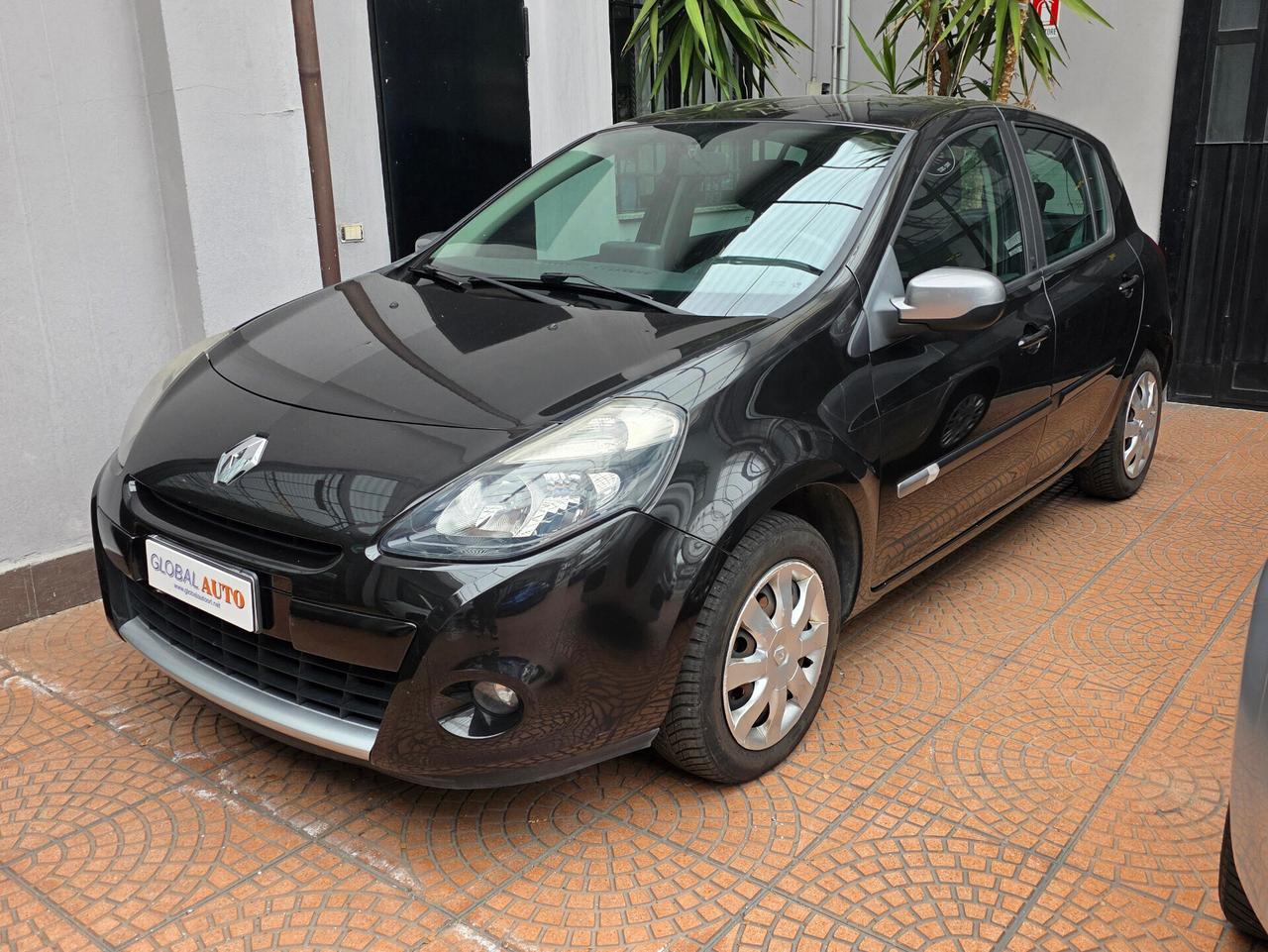 Renault Clio 1.2 5 porte Dynamique 20th anniversary