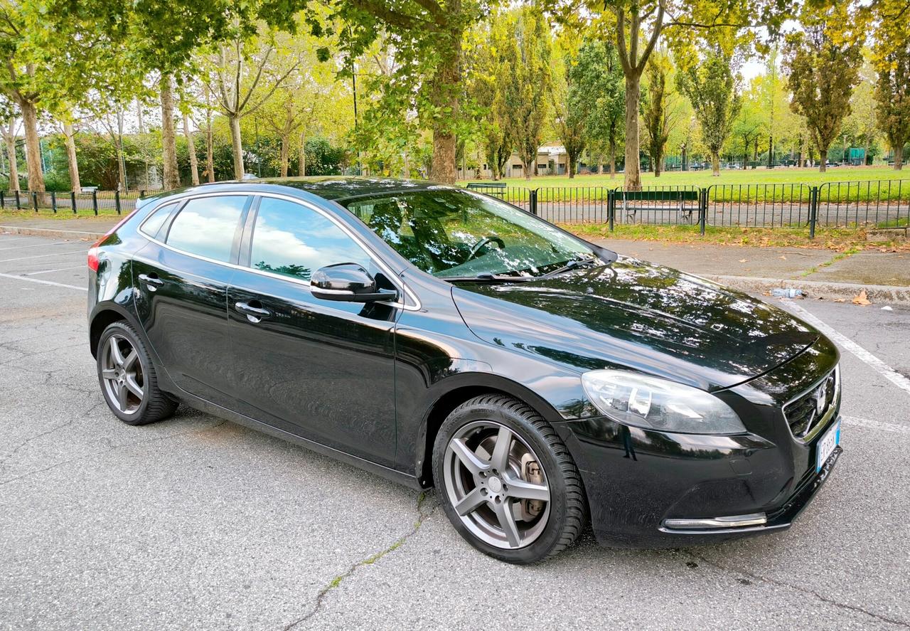 Volvo V40 D3 Geartronic Momentum con Cambio automatico