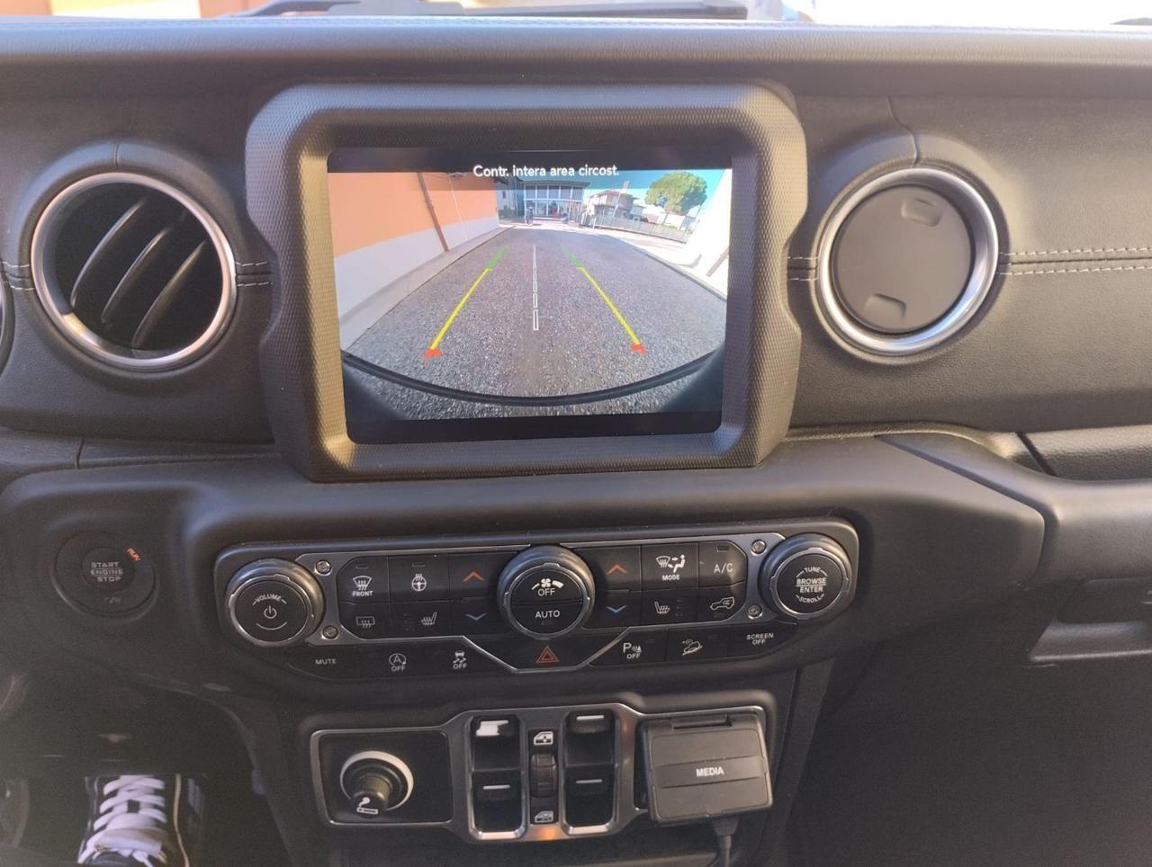 JEEP Wrangler Unlimited 2.2 Mjt II Sahara OVERLAND PACK UNIPRO