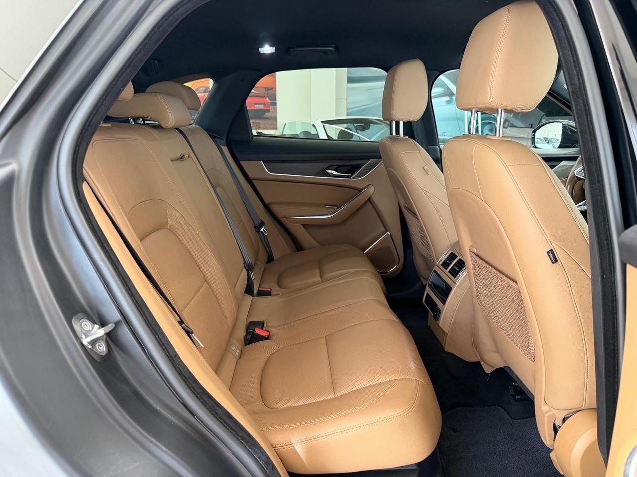 Jaguar F-Pace 2.0 D 204 CV AWD aut. R-Dynamic S