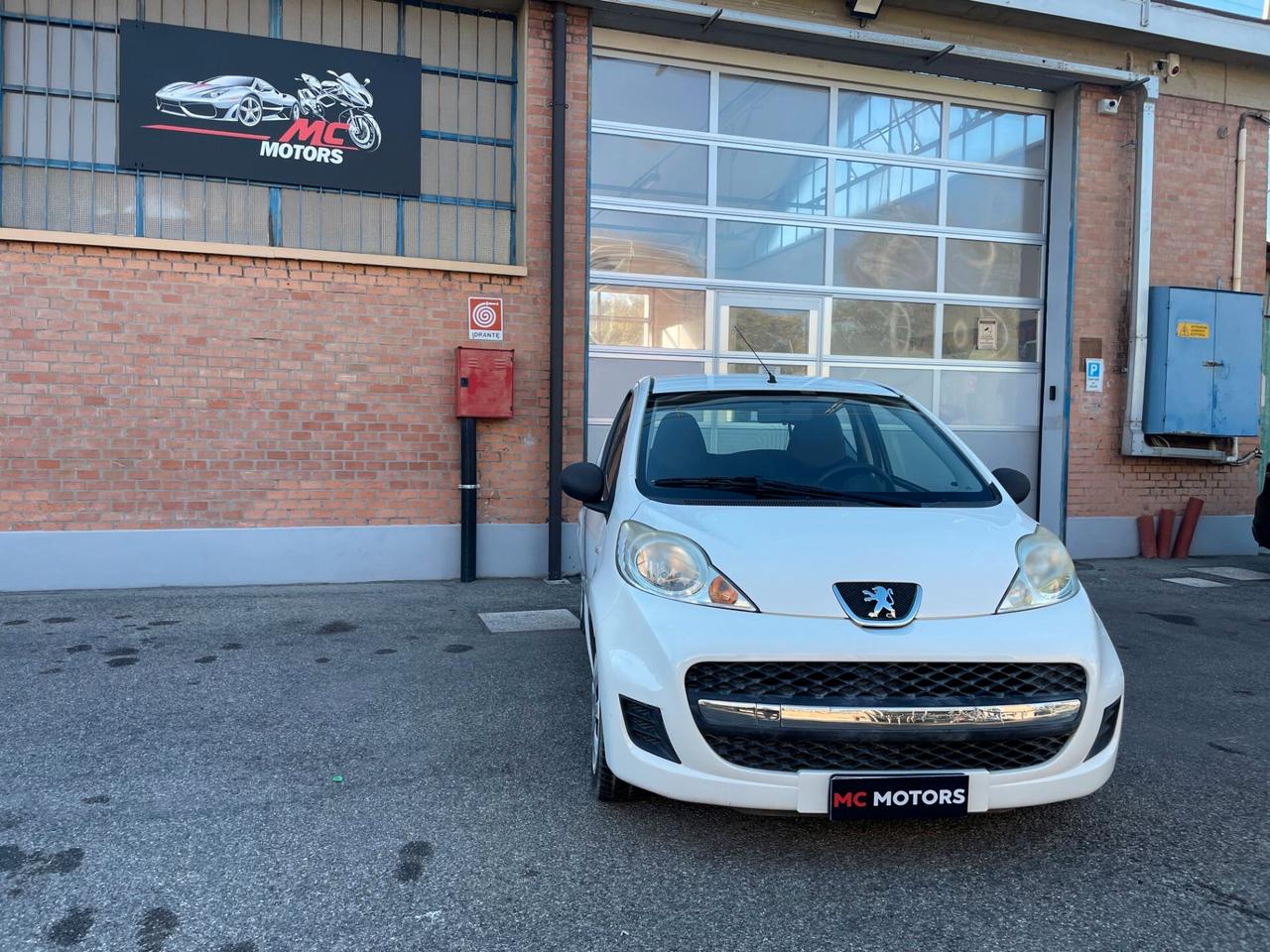 PEUGEOT 107 1.0 BENZINA-SOLO 49.000 KM -UNICO PROPRIETARIO