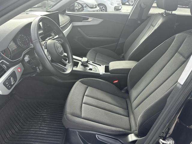 AUDI A4 Avant 35 TFSI S tronic Business Advanced