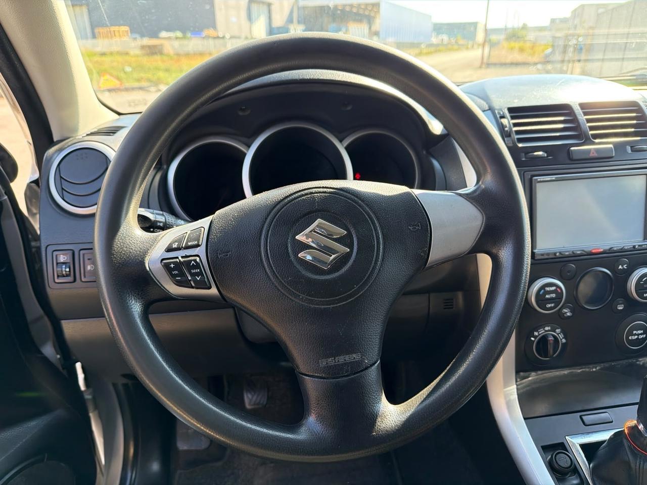 Suzuki Grand Vitara 1.9 DDiS 3 porte