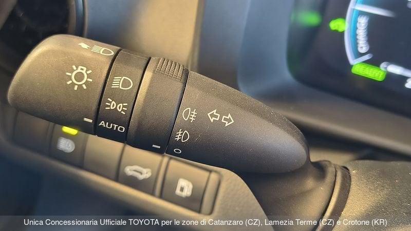Toyota C-HR 2.0 HV Lounge Premiere