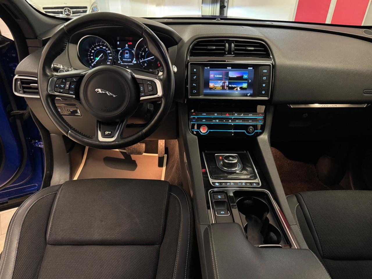 Jaguar F-Pace 2.0 250 CV AWD aut. R-Sport-Full-IvaEsposta-Garantita-Permute