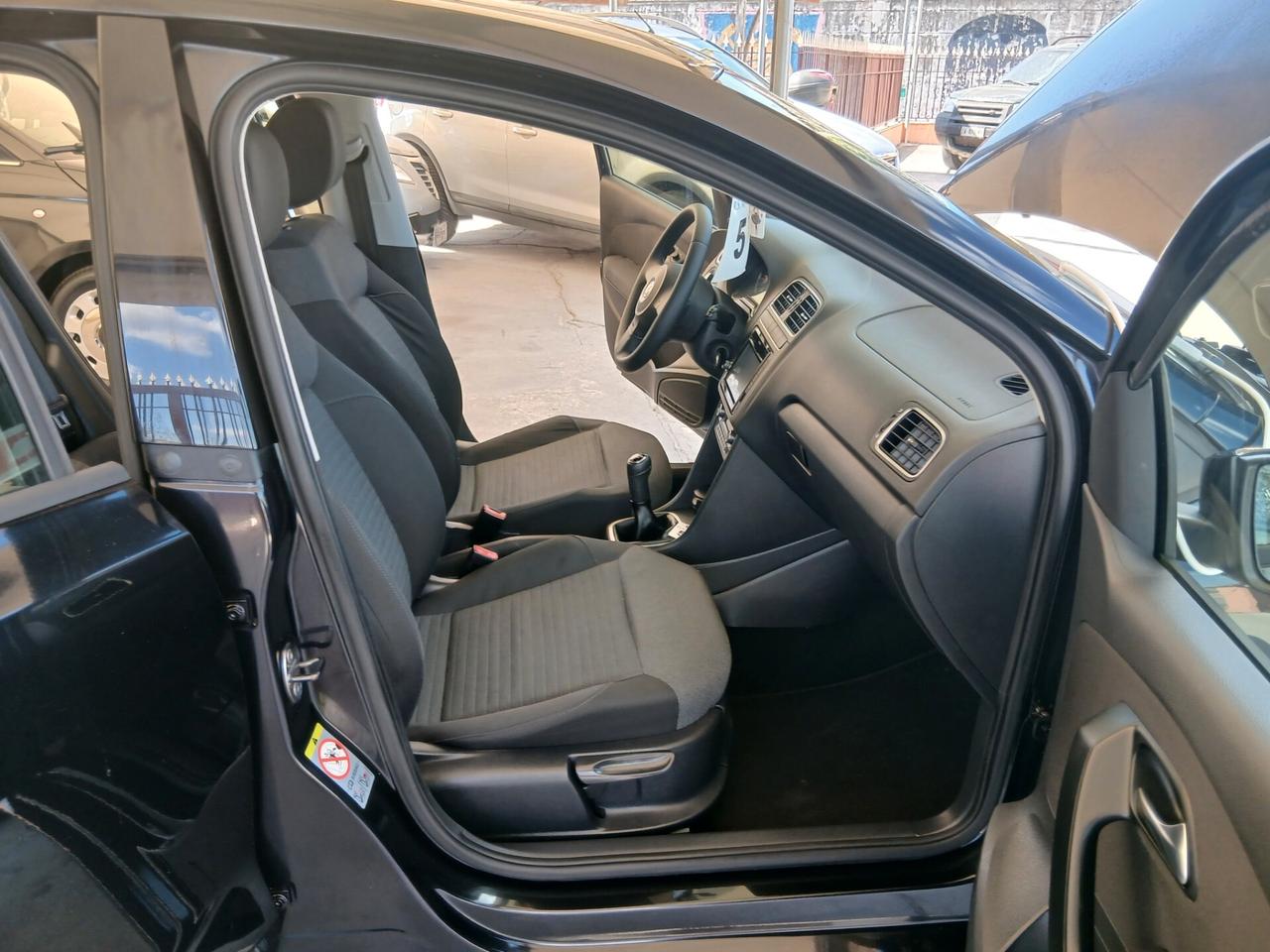 Volkswagen Polo 1.6 TDI 90CV DPF 5 porte 11