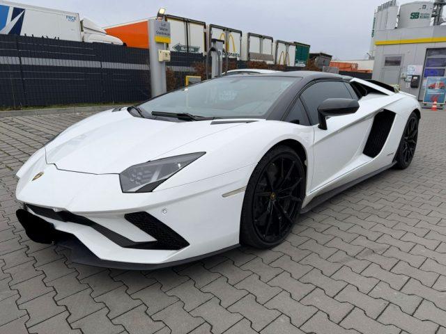 LAMBORGHINI Aventador S 6.5 Roadster
