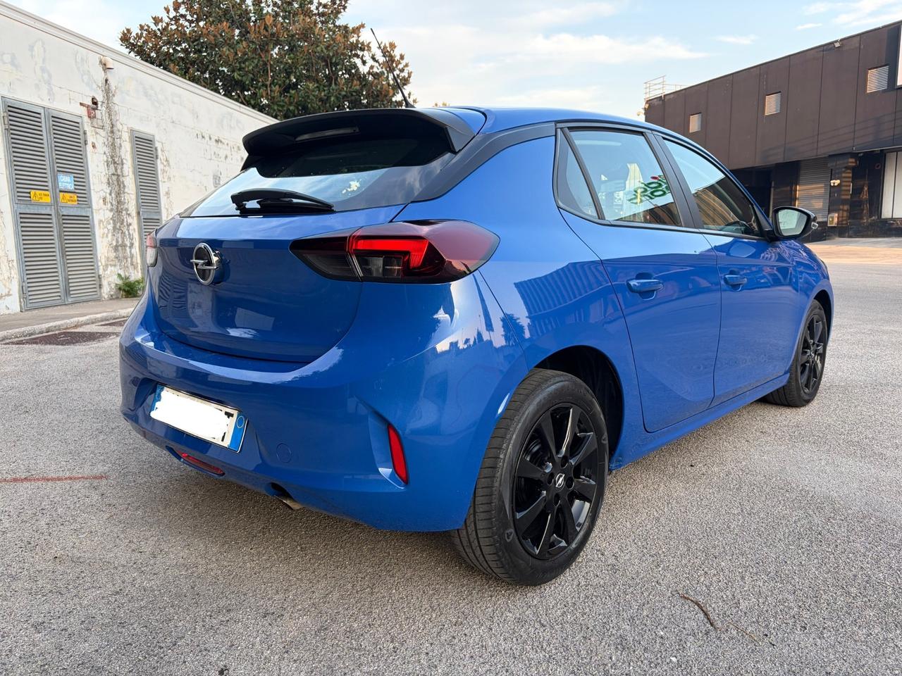 Opel Corsa 1.2 Elegance