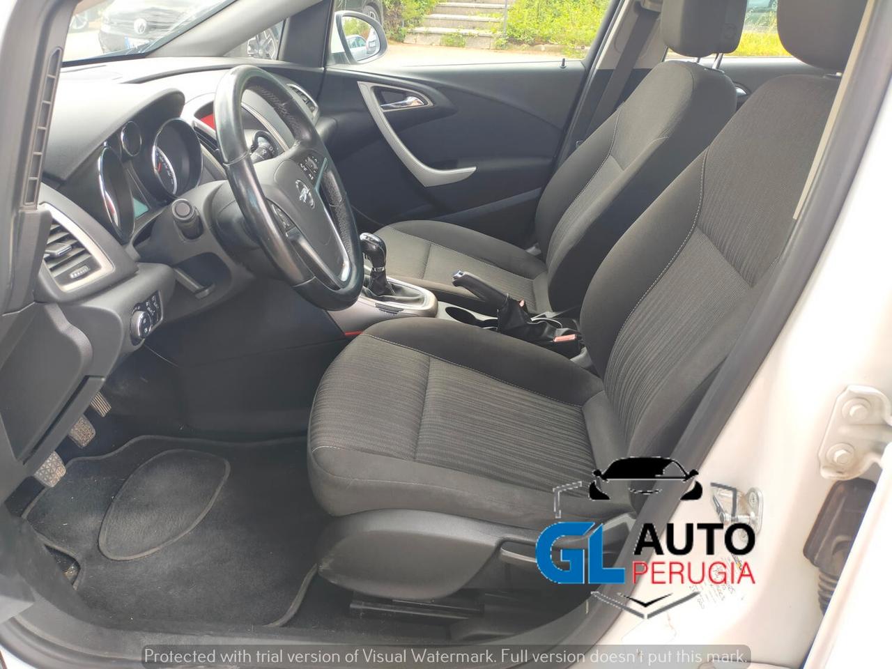 Opel Astra 1.4 Sports Tourer Elective neopatentati