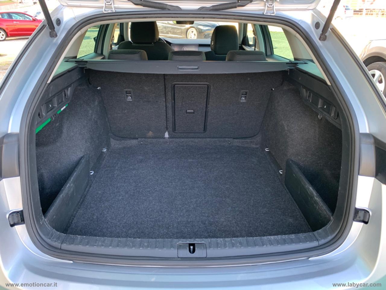 SKODA Octavia 2.0 TDI SCR 150CV DSG Wag. Exec. - 2022