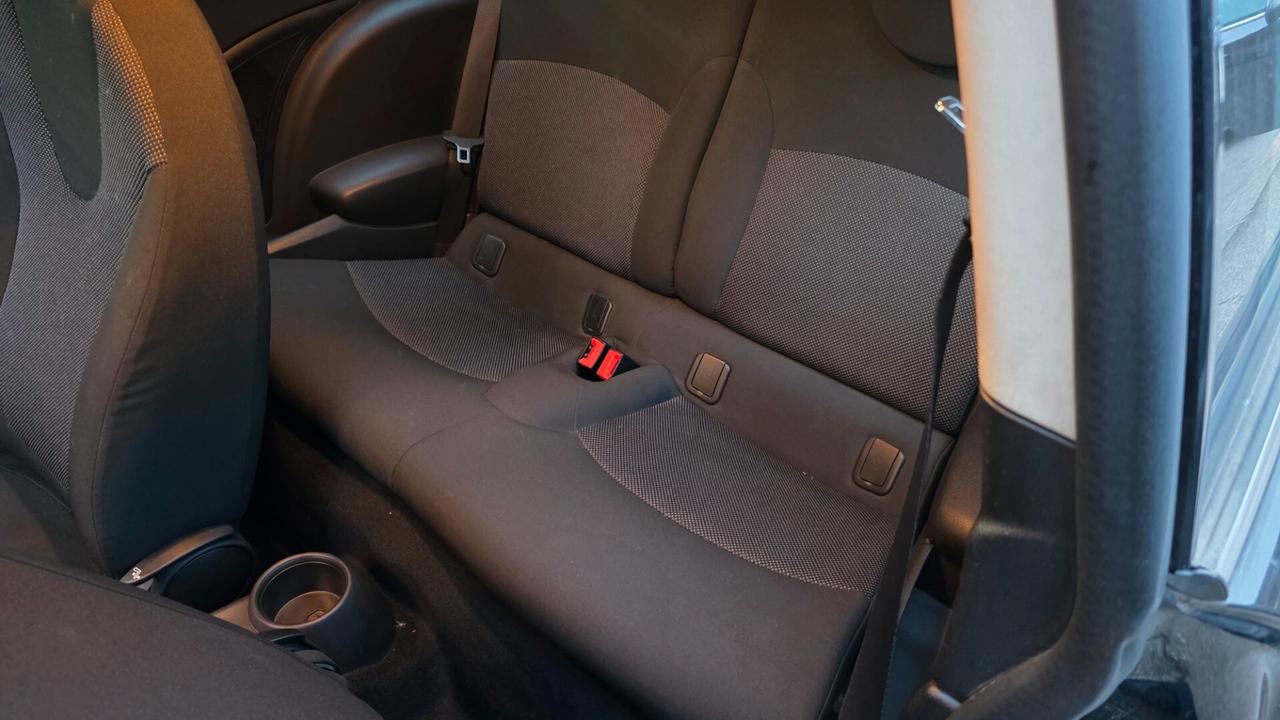 Mini 1.6 16V One (55kW)