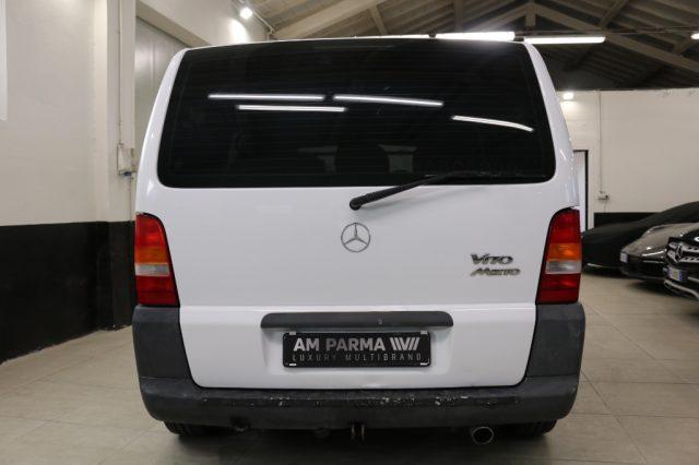 MERCEDES-BENZ Vito 112 CDI cat Mixto Vetrato/GANCIO TRAINO 6 POSTI