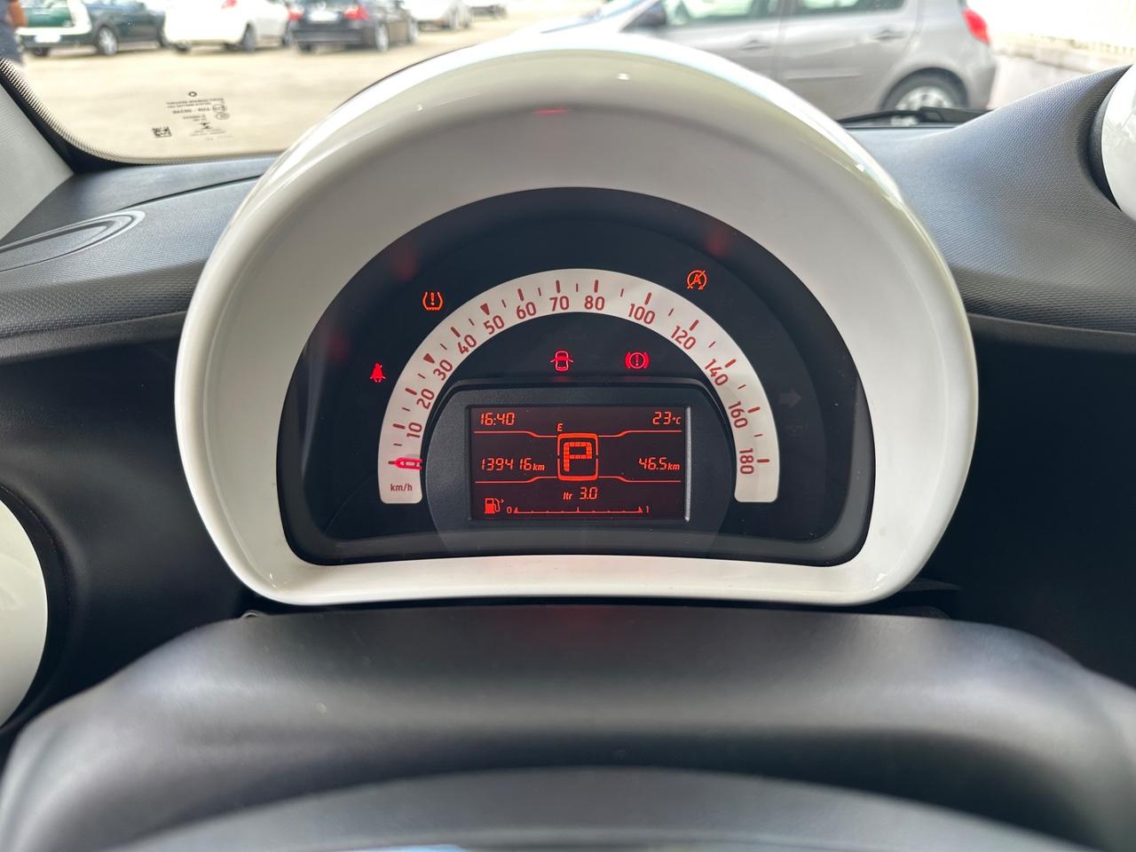 Smart ForTwo 2017 1.0 twinamic 71CV Prime DA VETRINA