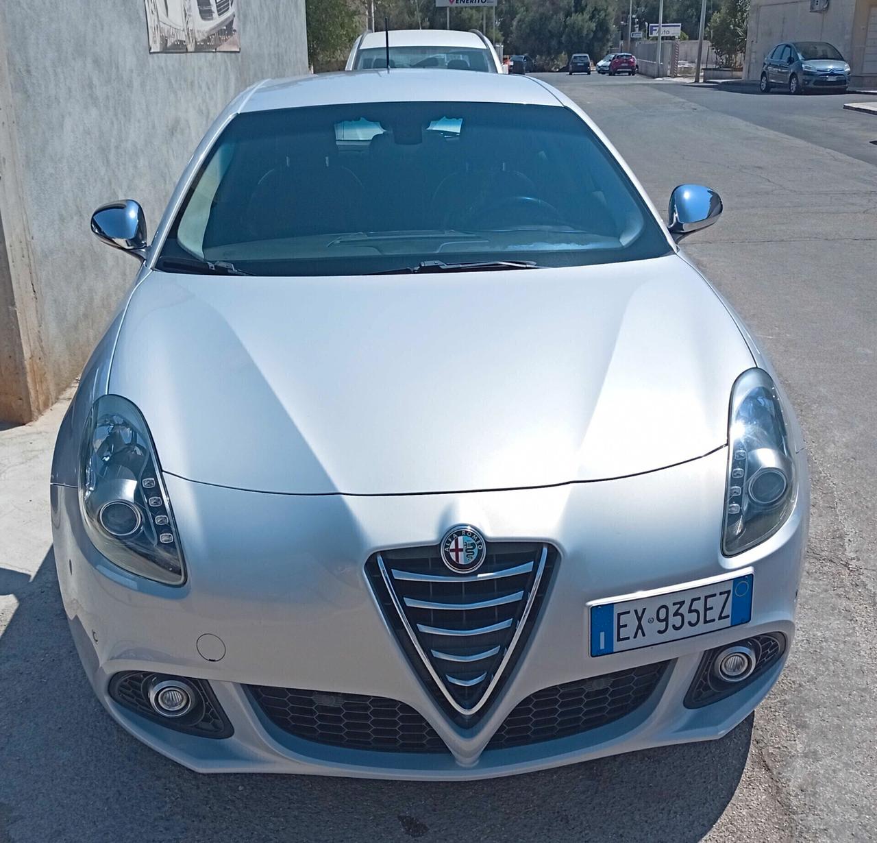 Alfa Romeo Giulietta 1.6 JTDm-2 105 CV Distinctive