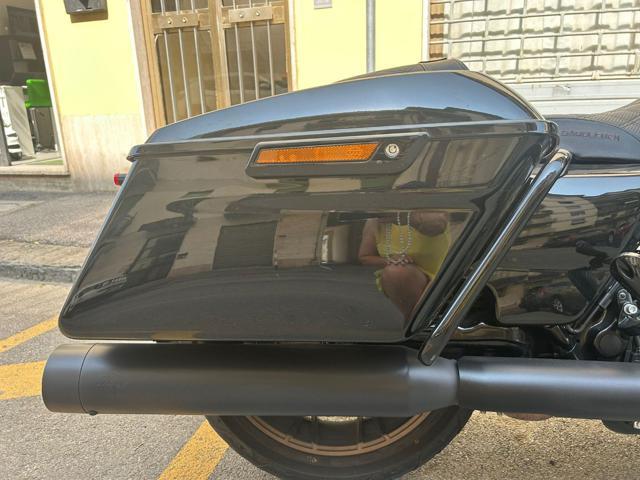 HARLEY-DAVIDSON CVO Road Glide ST