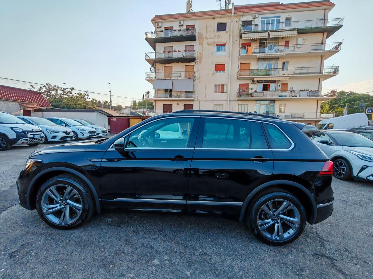 Volkswagen Tiguan 2.0 TDI 150 CV SCR DSG 4MOTION R-Line