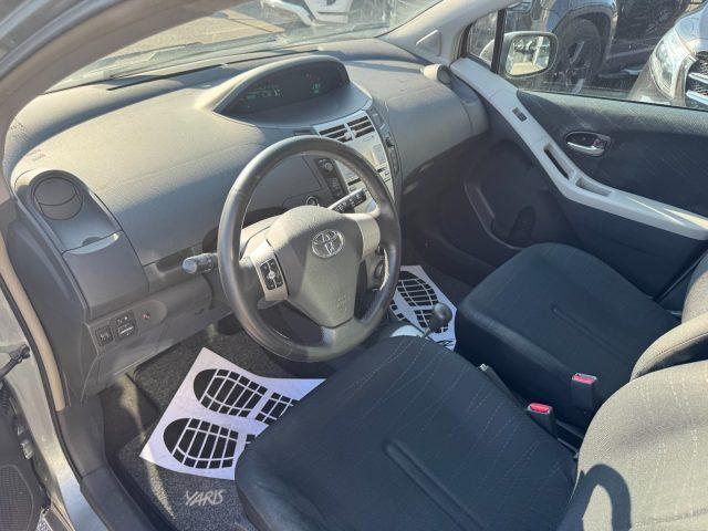 TOYOTA Yaris 1.3 5 porte Luna***Cambio Automatico***