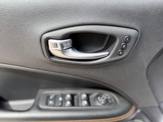 JEEP Compass 2.0 MJT LIMITED WINTER EDITION tetto
