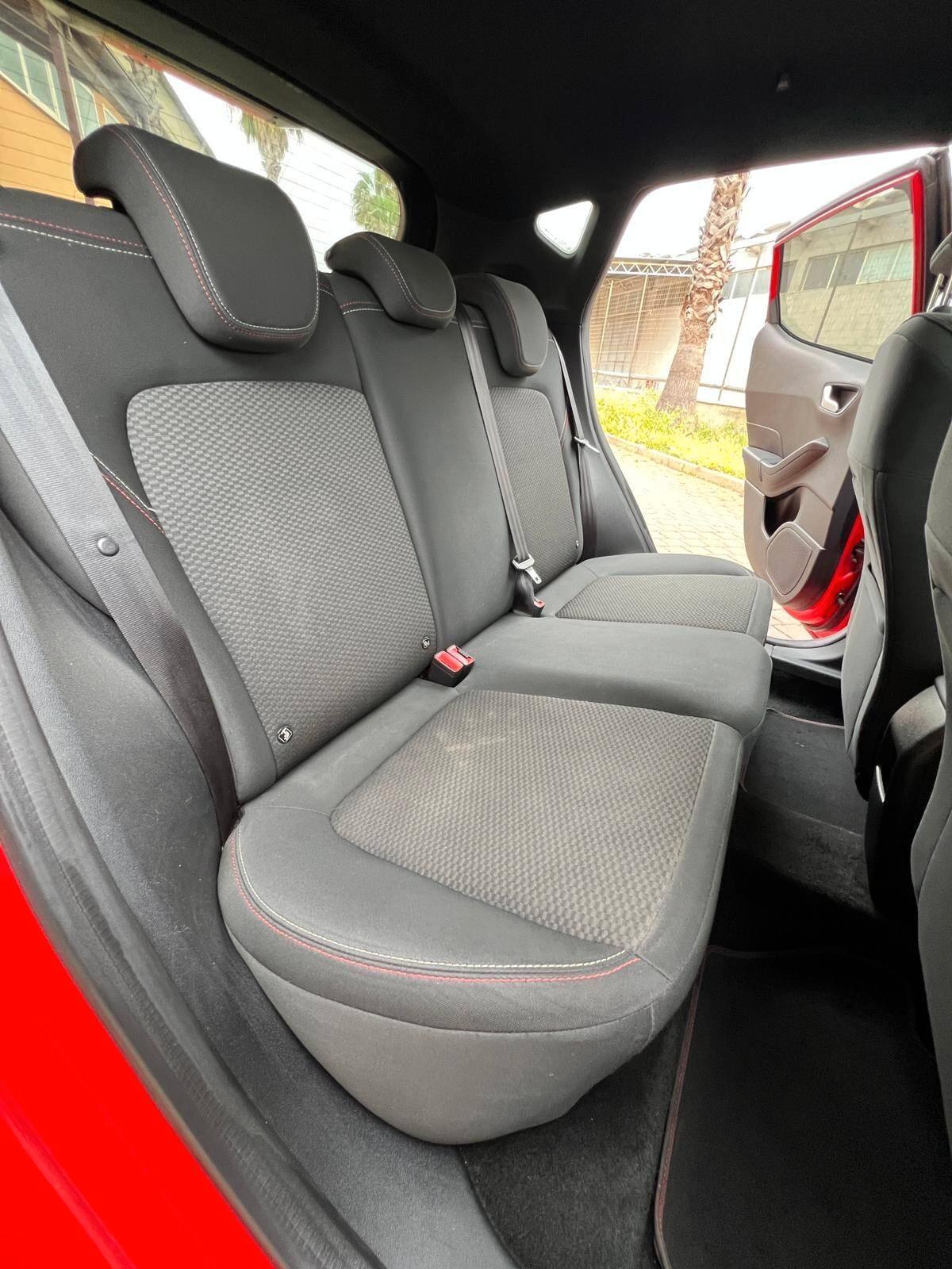 Ford Fiesta 1.5 TDCi 5 porte ST-Line