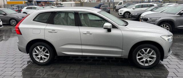 VOLVO XC60 B4 (d) AWD Geartronic Momentum Pro