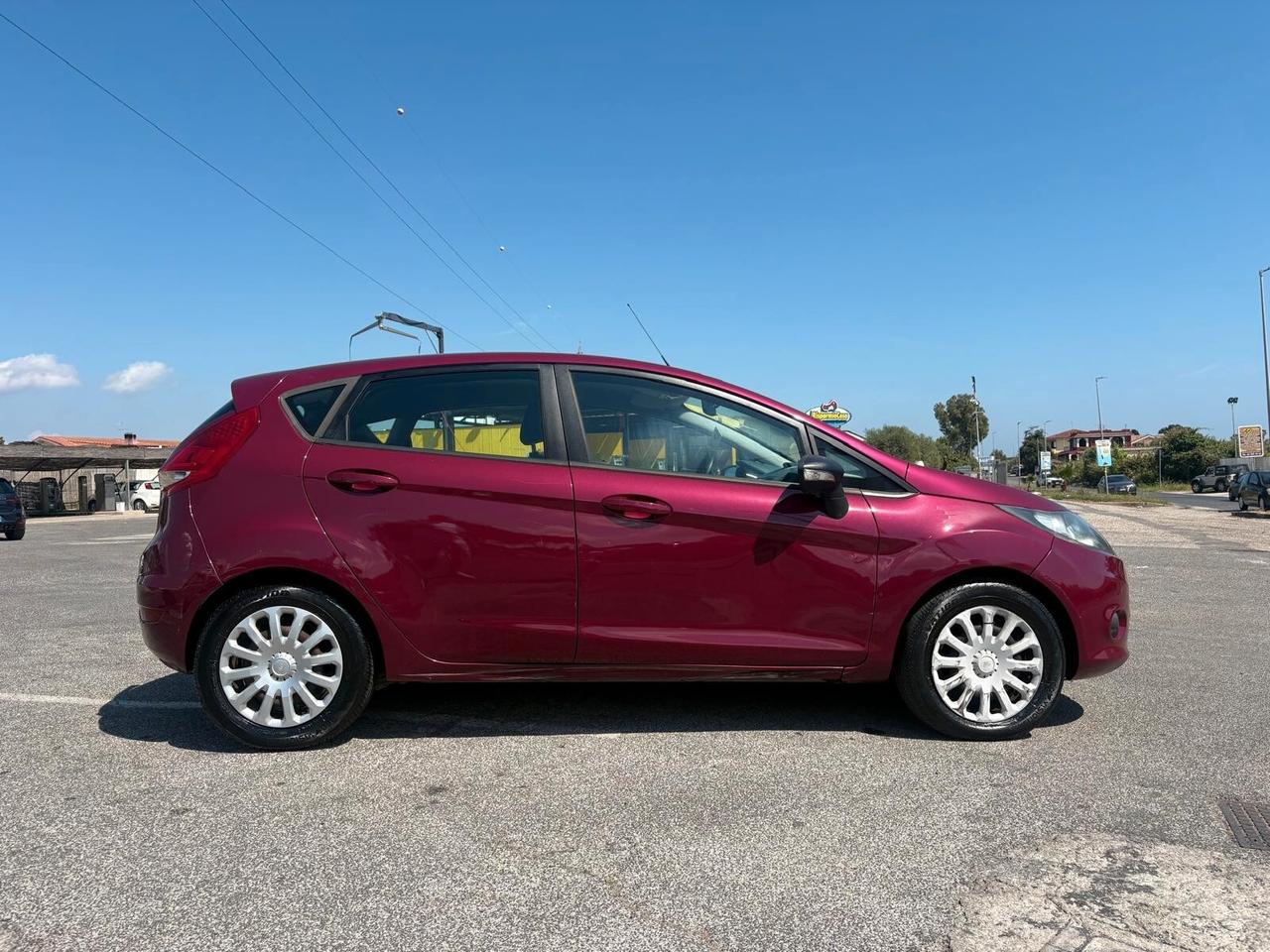 Ford Fiesta Fiesta+ 1.4 TDCi 68CV 5 porte