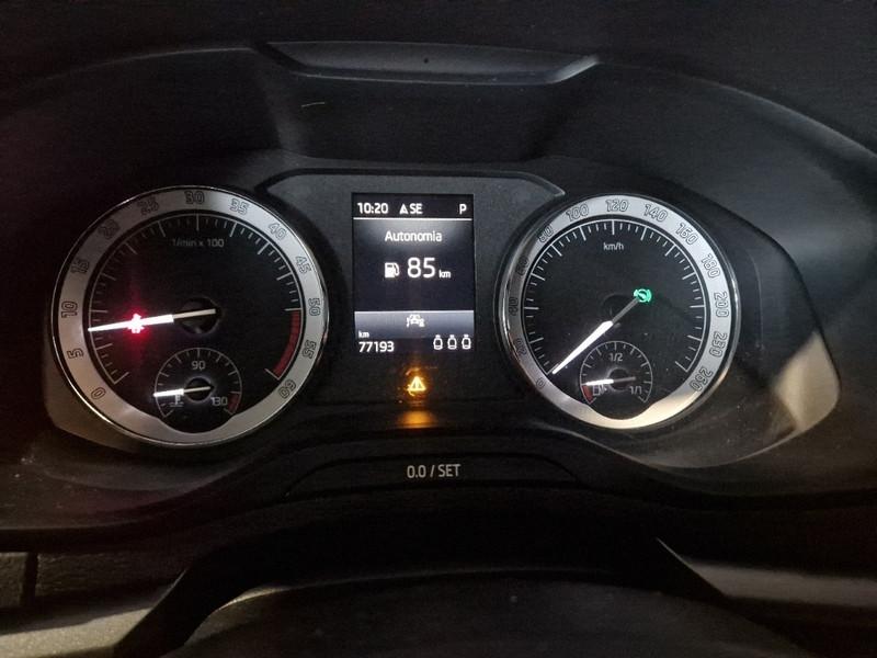 SKODA KAROQ 1.6 TDI SCR EXECUTIVE DSG