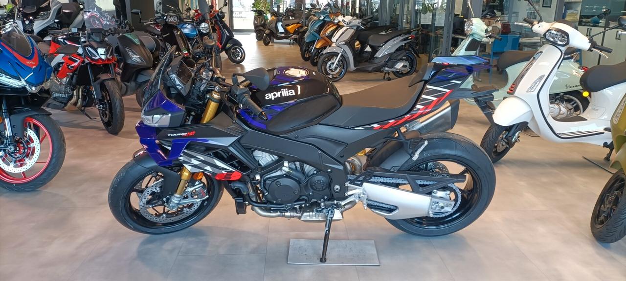 Aprilia Tuono V4 1100 Factory 2026 Shakedown Indigo