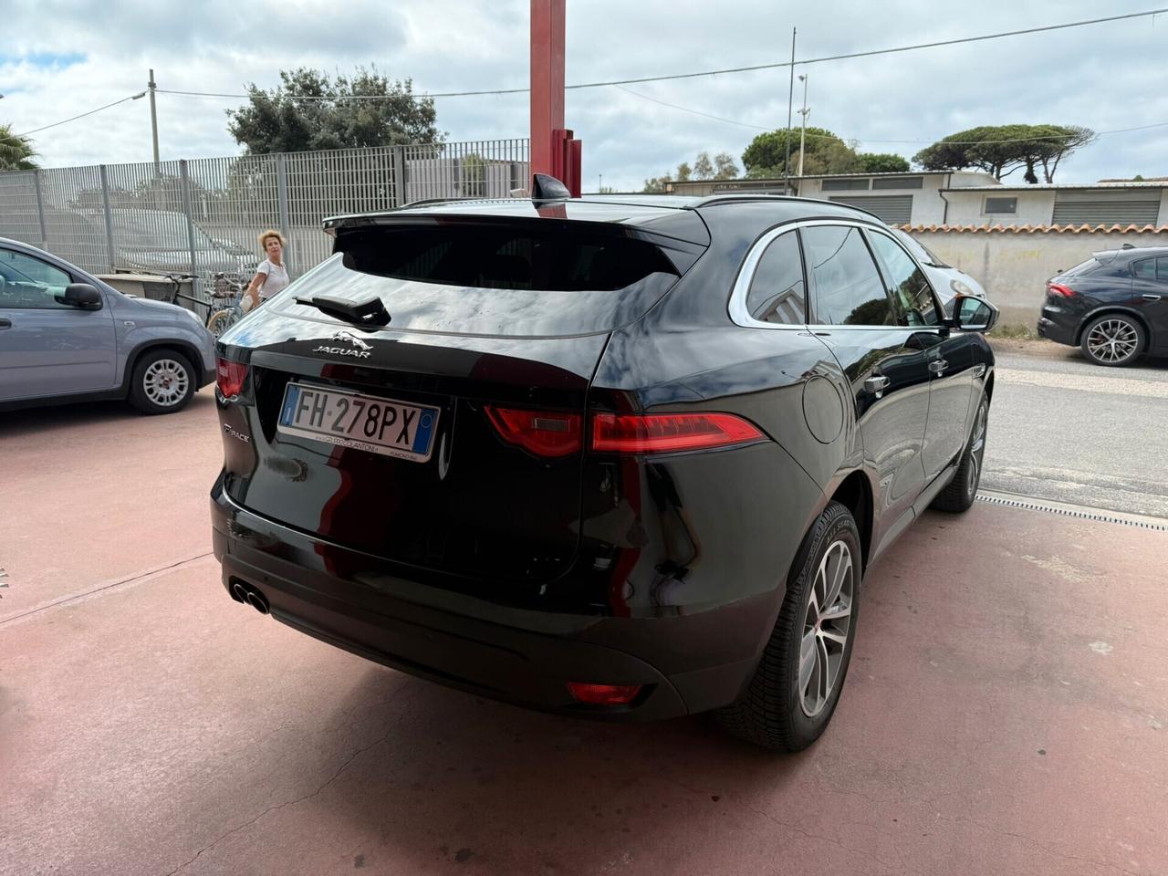 Jaguar F-Pace 2.0 D 180 CV AWD aut. Prestige