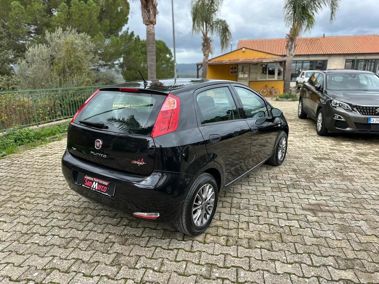 Fiat Punto 1.3 MJT II 75 CV 5 porte Lounge