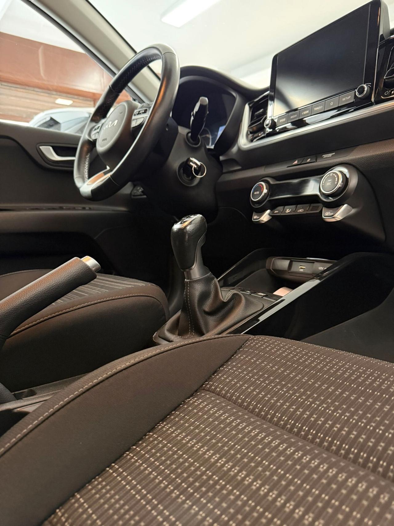 Kia Stonic 1.0 T-GDi 100 CV MHEV MT Style