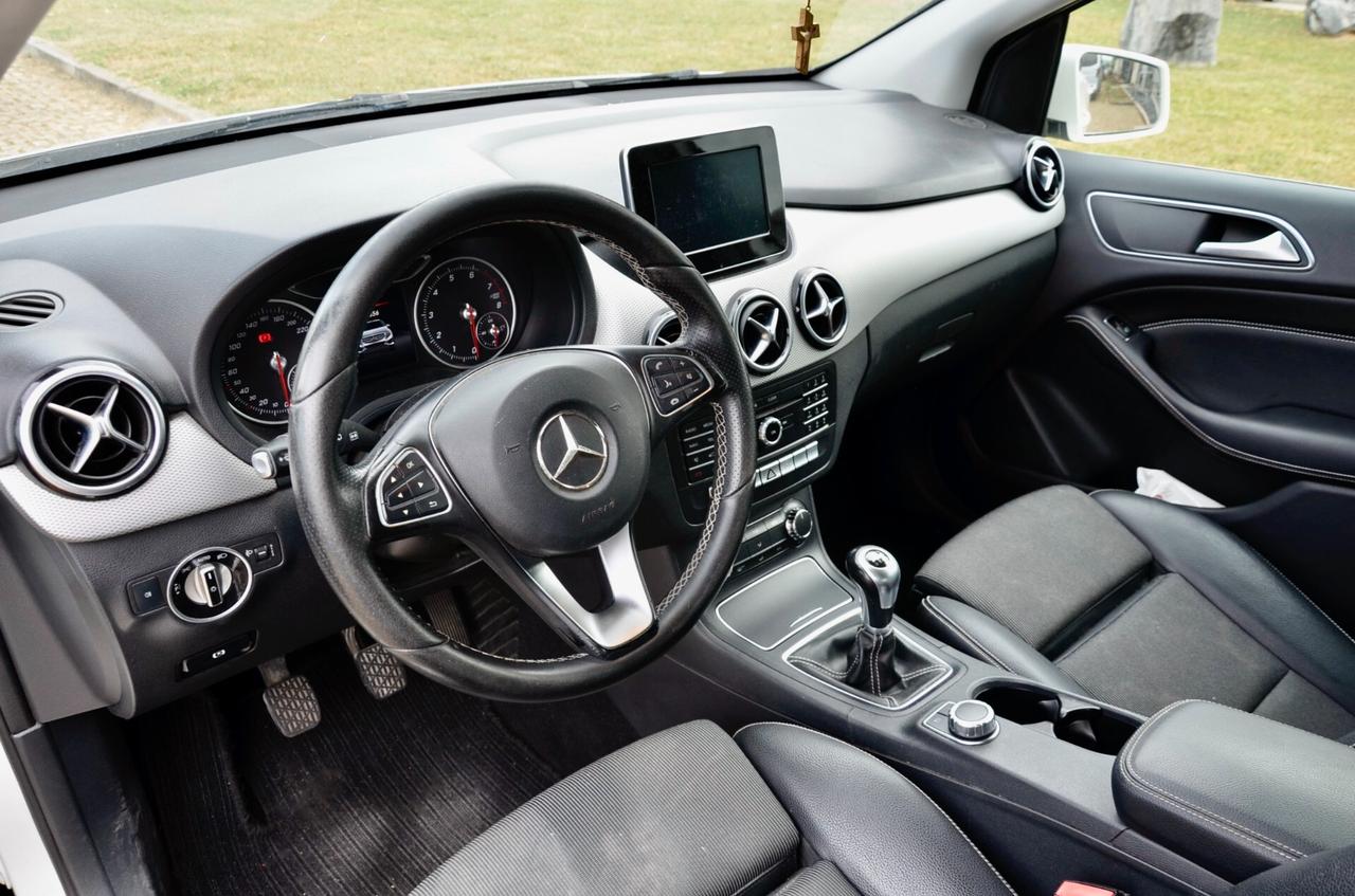 MERCEDES B180 1.6 SPORT 122cv MANUALE, EURO 6B, UFF ITALIANA, SERVICE DIMOSTRABILI, RETROCAMERA, PERMUTE