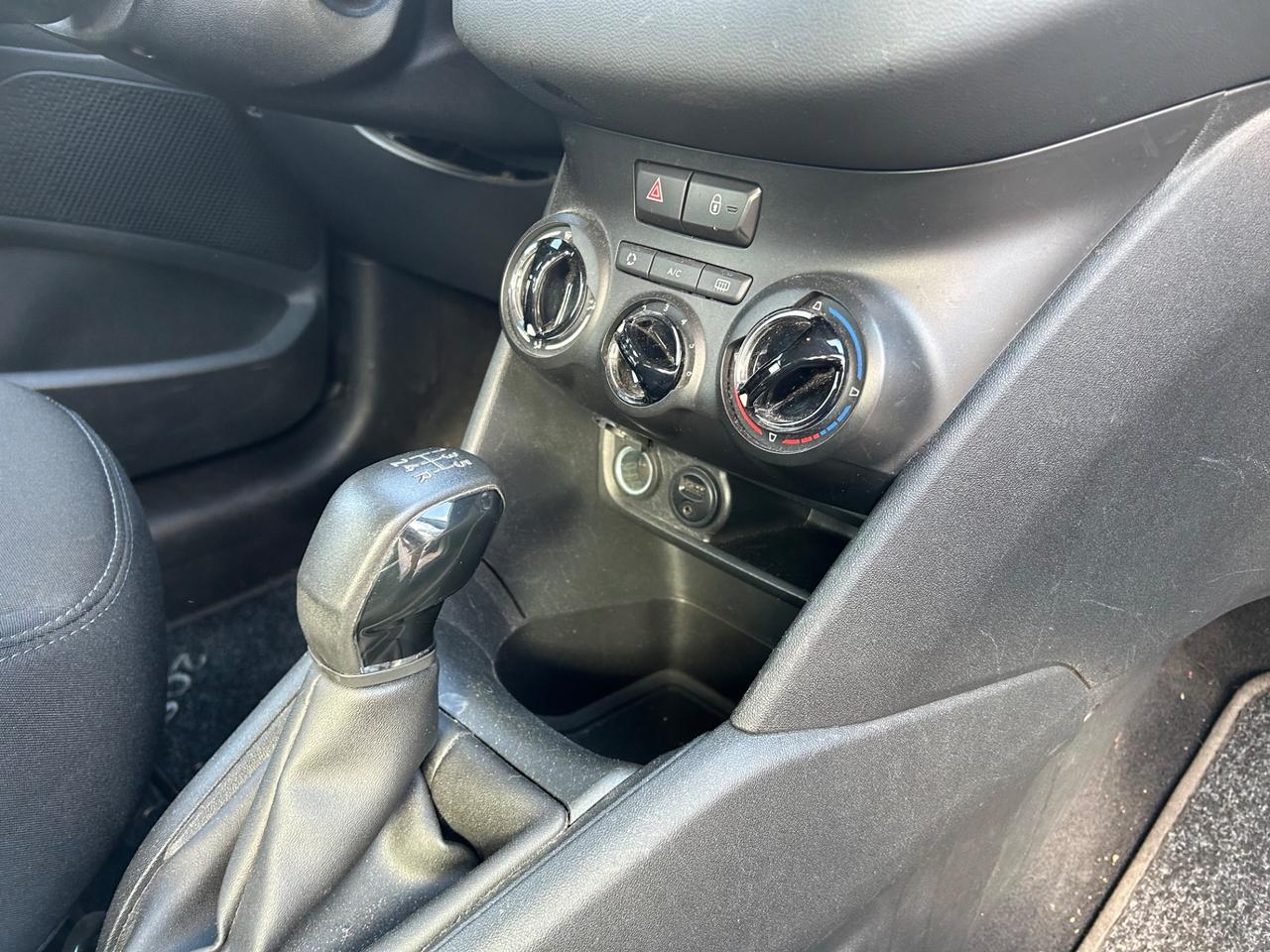 Peugeot 208 1.2 VTi 82 CV 5 porte