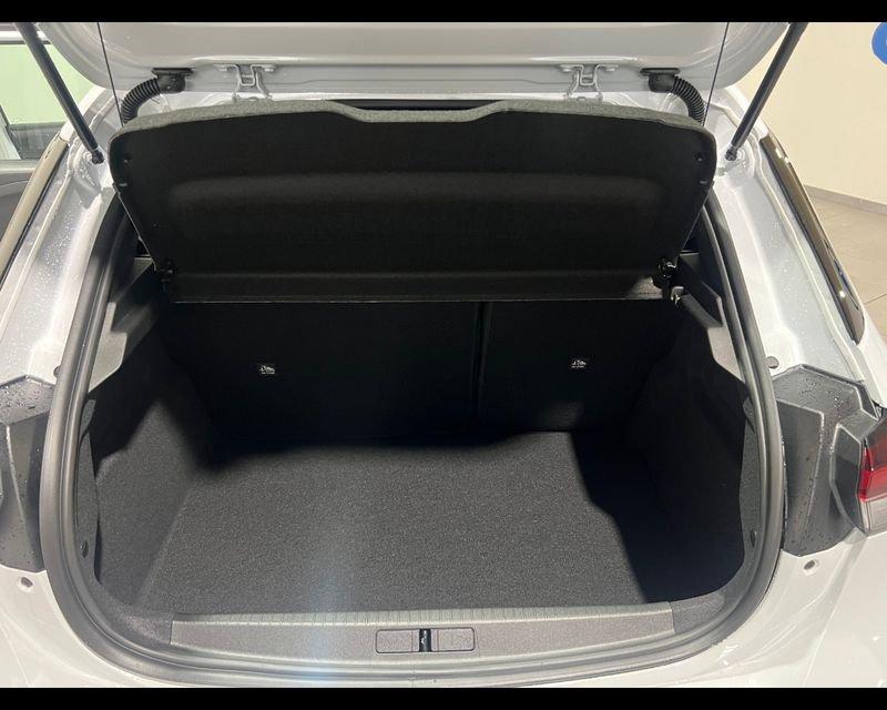 Opel Corsa Edition Hybrid 110CV DTC6