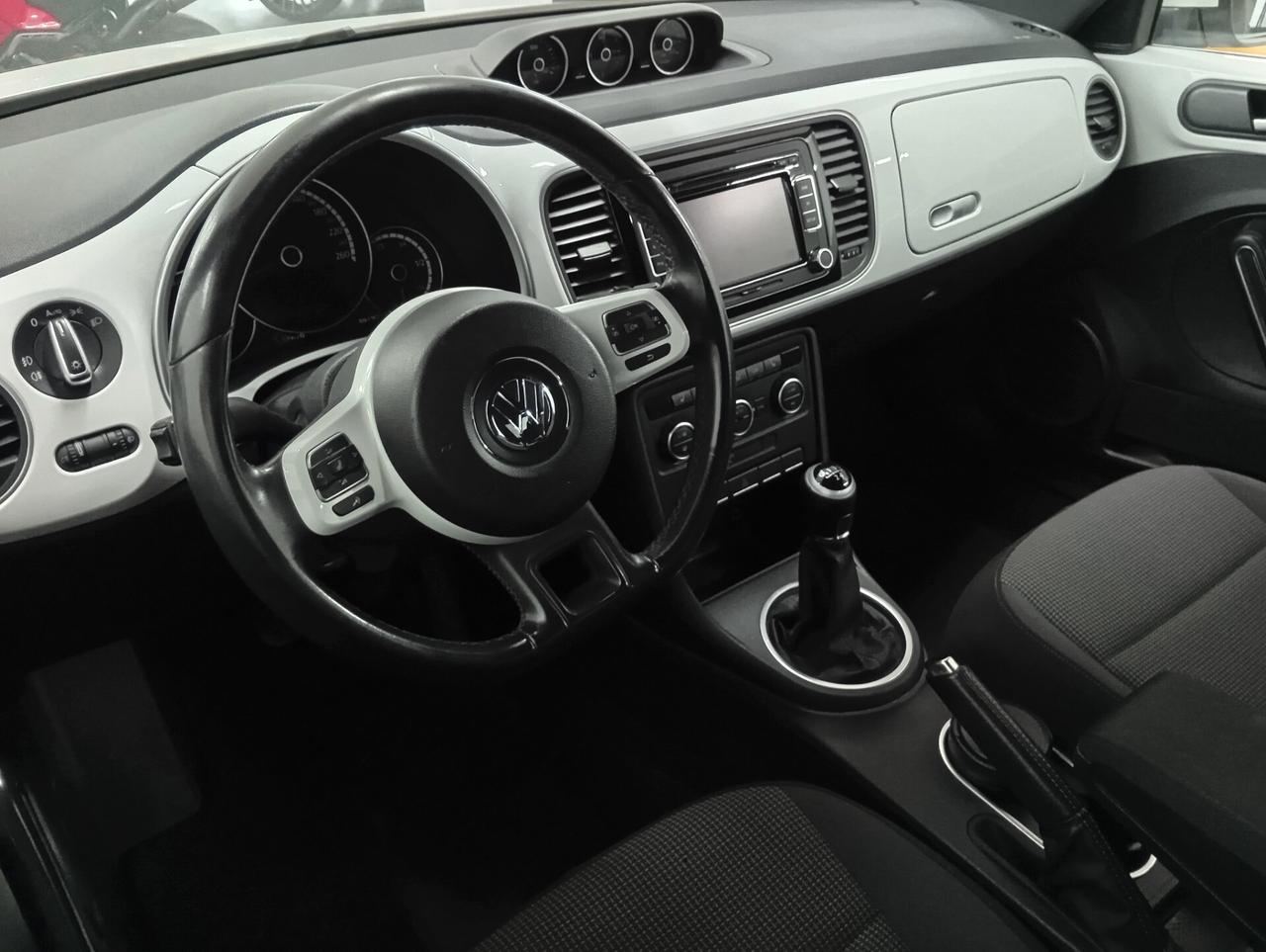 Volkswagen Maggiolino 1.6 TDI Design