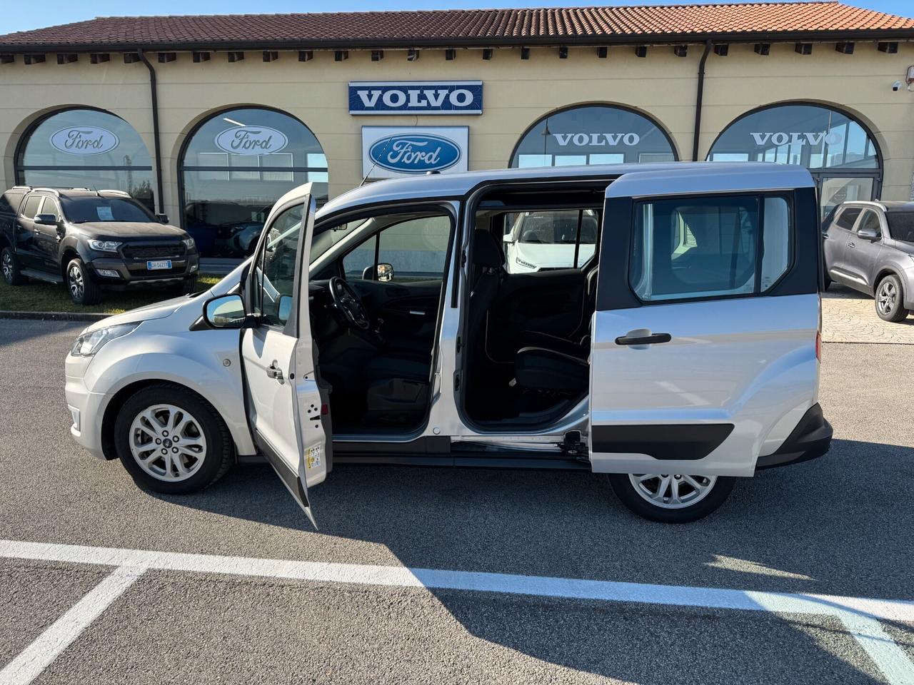 Ford Tourneo Connect Plus 1.5 TDCi 100CV 5p.