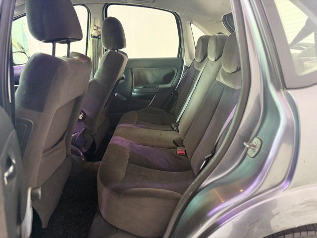 CITROEN C3 1.4 16V CMP-5 Gold by Pinko