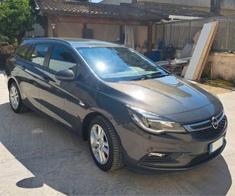 Opel Astra station wagon
