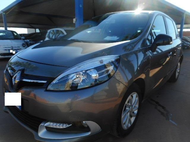 RENAULT Sc&eacute;nic XMod 1.5 dCi 110 CV S&amp;S Limited